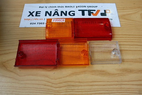 Nắp chắn cụm đèn sau xe nâng Toyota · 56635-23320-71