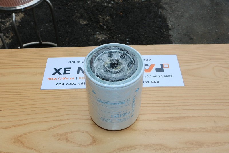 Lọc dầu thủy lực xe nâng Donaldson P551551