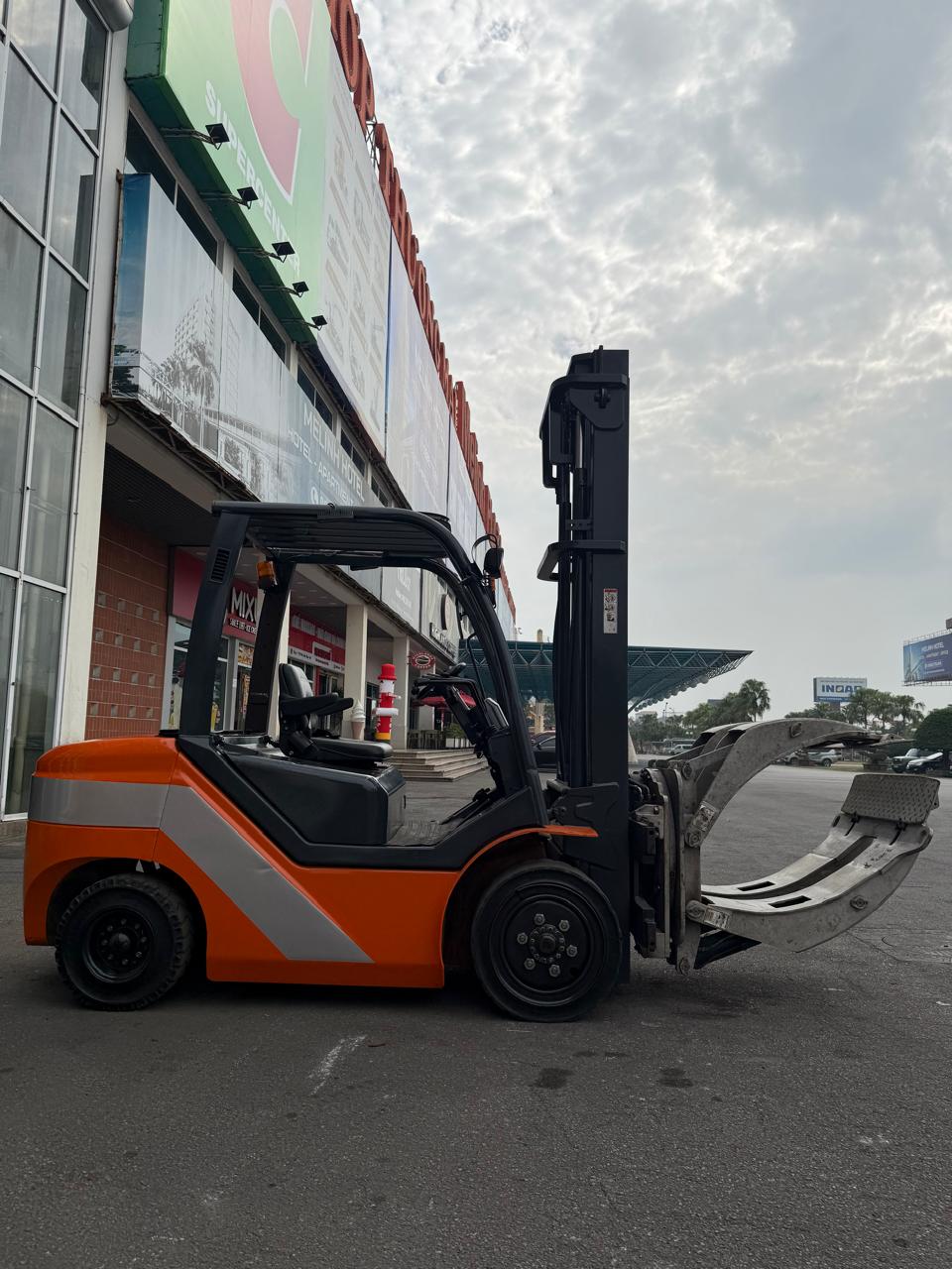 Xe nâng dầu cũ Baoli KBD30 3 tấn đời 2020 – khung 2 tầng 4 m