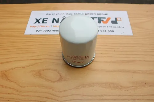 Kiểm tra lọc nhớt xe nâng Toyota 7FD20 UMW