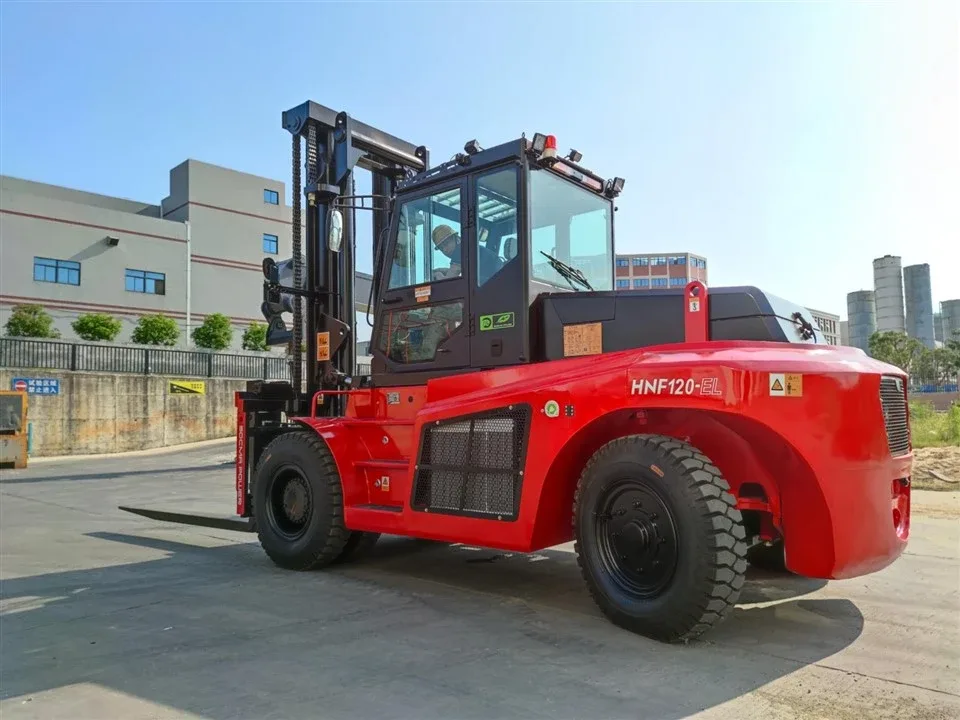 Xe nâng điện SOCMA 12 tấn nhìn chéo phía sau