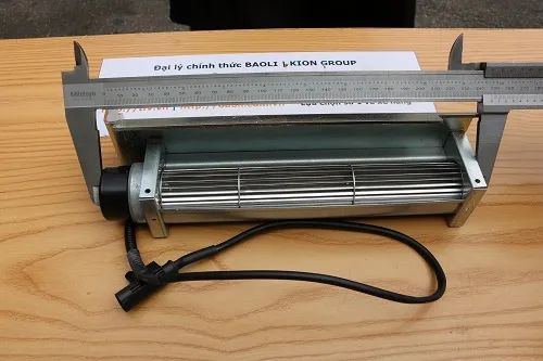 Đo chiều dài quạt tản nhiệt bo mạch xe nâng điện 48V 16340101 bằng thước cặp