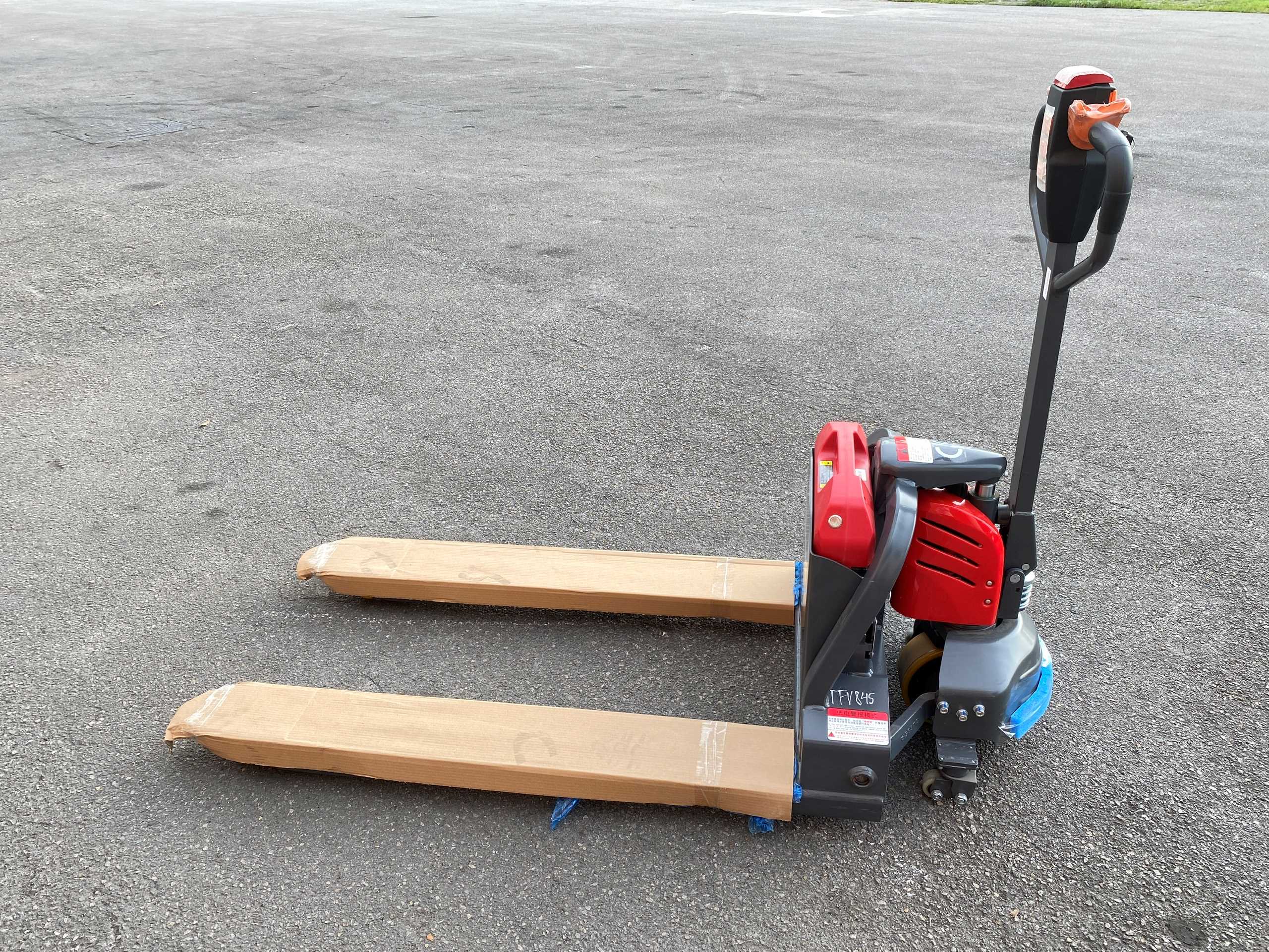 Xe nâng tay điện 1.5 tấn Interlift SL15L3. Sx 2025. Mới 100%