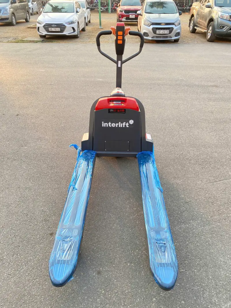 Xe nâng tay điện Interlift SL20L3 nhìn trước