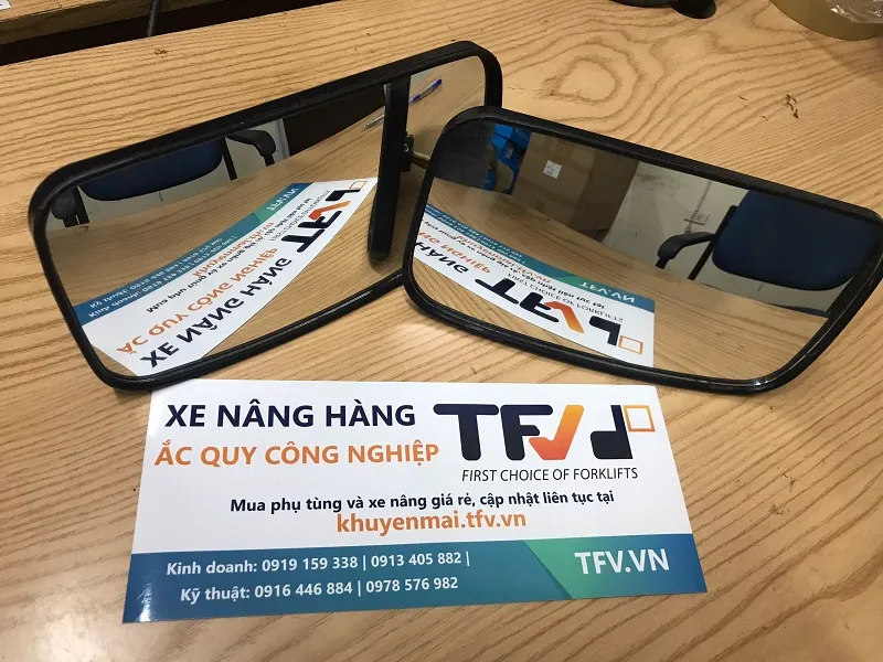 Gương chiếu hậu xe nâng Toyota mã 58720-23320-71 hiệu Folangsi