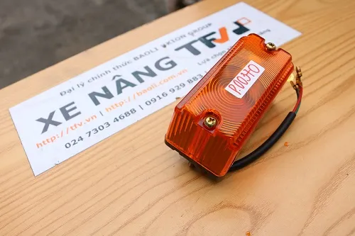 Cụm đèn xi nhan xe nâng HS-LL006 mặt kính thuỷ tinh