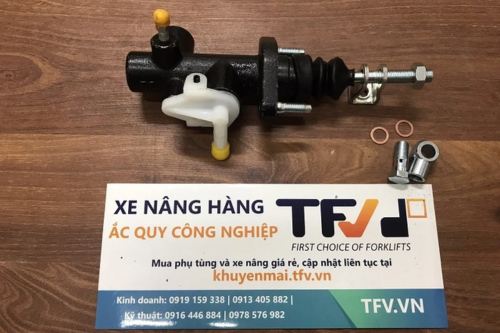 Tổng phanh trên, dưới dành cho xe nâng: Lưu ý khi sử dụng và địa chỉ mua uy tín