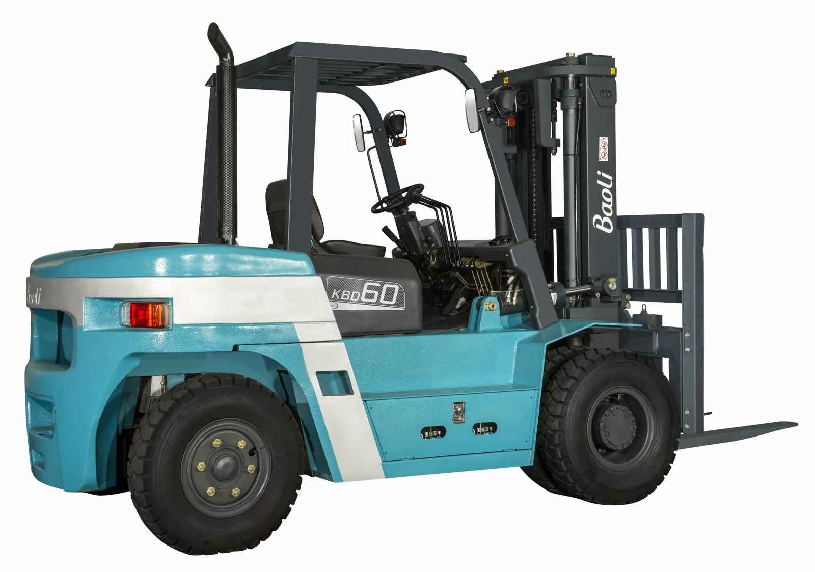 Xe nâng dầu Baoli KBD50-70 nhìn chéo phía sau, khoang động cơ và đối trọng
