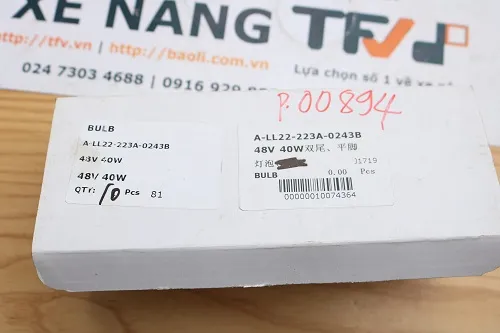 Bóng đèn 48V 40W xe nâng mới thay cho bóng cũ bị đen bầu