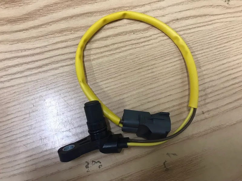 Cảm biến vòng quay xe nâng Toyota 7FBR10-30 mã 58810-13900-71 hiệu Folangsi