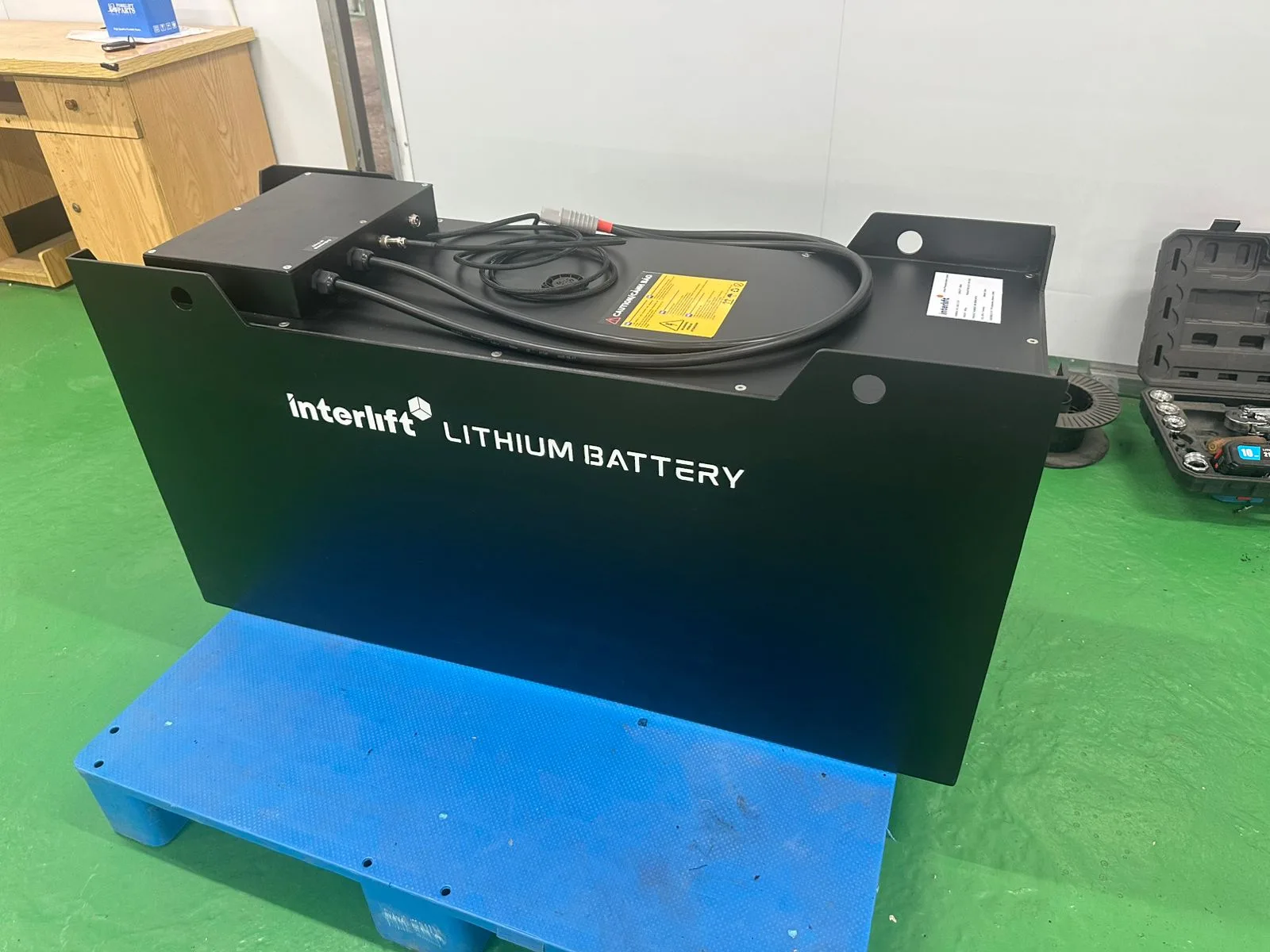 Pin lithium xe nâng 72V Interlift — dòng xả theo cell