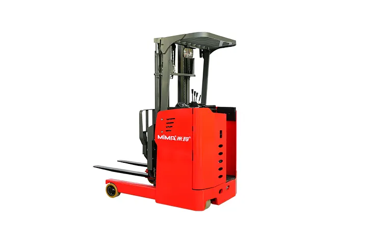 Xe nâng reach truck MiMA MF15 nhìn chéo phía sau, khoang pin