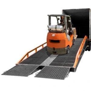 Cách vận hành xe nâng trên sàn dốc an toàn, đúng kỹ thuật