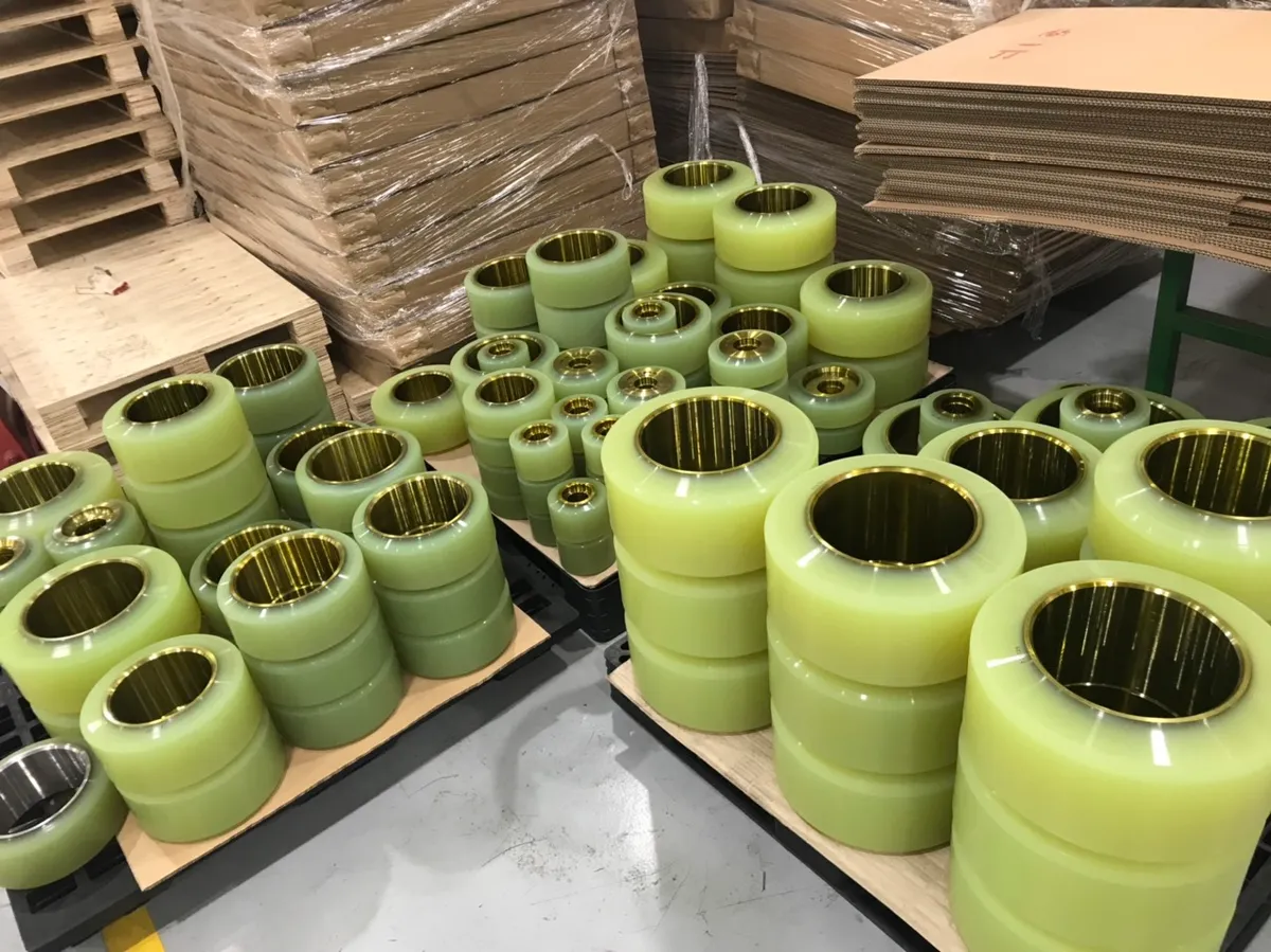 Bánh PU 204×76×120 OMC trong kho phụ tùng TFV