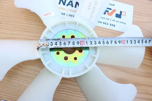Đo đường kính ngoài cánh quạt làm mát Z-8-94470-553-0