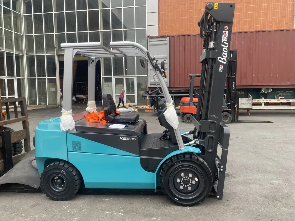 Xe nâng điện Baoli KBE30 thực tế tại TFV