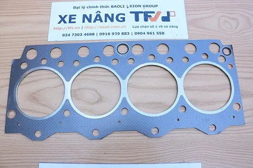 Gioăng mặt máy xe nâng Komatsu 4D95 mã 6205-11-1811 tại kho TFV