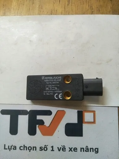 Cảm biến chiều cao khung nâng xe nâng BT RRE mã 268/241868 tại kho TFV