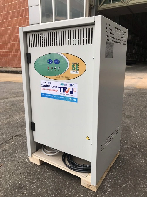 Máy sạc ắc quy hiệu SE Wa 3 pha 48V 100A mã 114-001 sử dụng cho xe nâng, hàng mới 100%