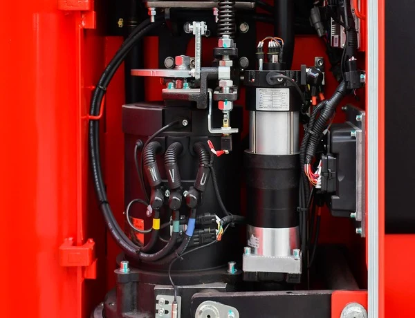 Xe nâng điện MiMA MK — khoang thủy lực và điện