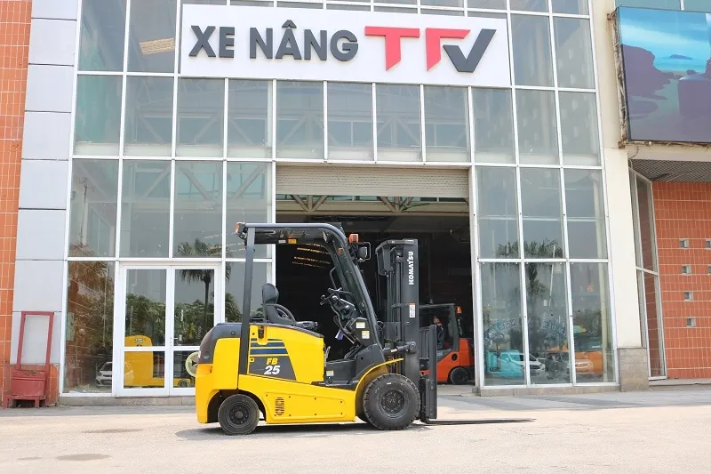 Showroom xe nâng TFV Hà Nội tại TTTM Mê Linh Plaza, Quang Minh
