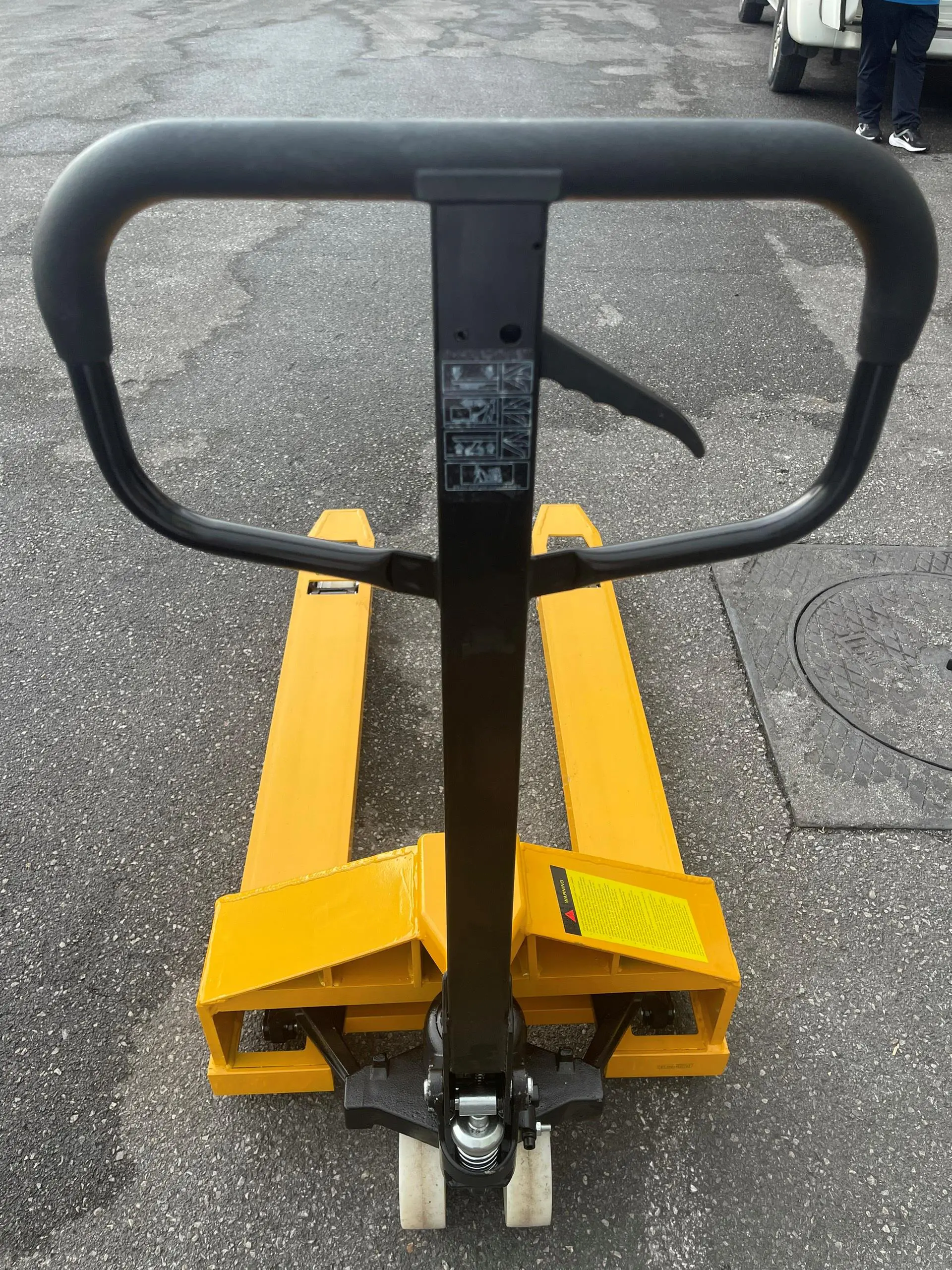 Xe nâng tay 5 tấn giá rẻ hiệu Interlift phiên bản Pro, tiêu chuẩn châu Âu