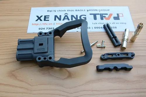 Hốc tiếp điểm giắc ắc quy 160A cổng cái P.00339