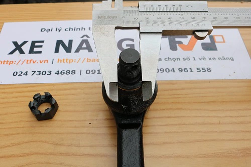 Rô tuyn xe nâng mã 3BA-24-71310 hiệu Folangsi. Mã P.00829