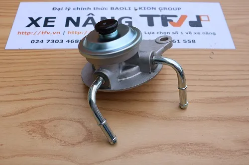 Núm bơm tay bầu lọc nhiên liệu xe nâng Toyota 23302-23440-71