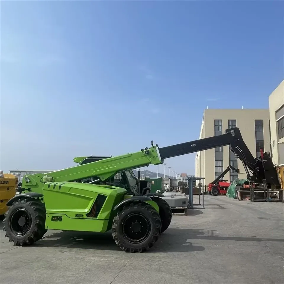 Xe nâng telescopic điện SOCMA HNT4007-EL vươn cần xa
