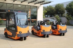 Xe đầu kéo điện 6 tấn cabin kín một nửa Model XTH60 hiệu Zowell, mới 100%