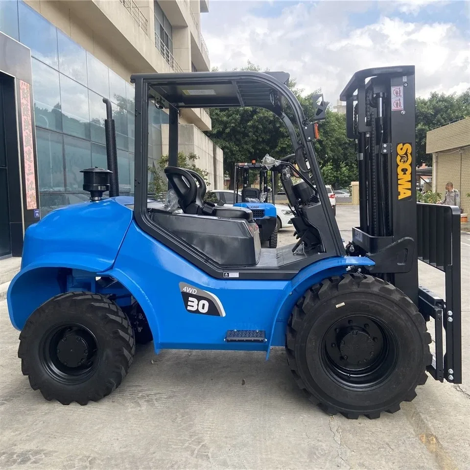 Xe nâng địa hình SOCMA 3 tấn nhìn ngang