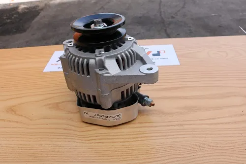 Kiểm tra máy phát điện xe nâng Toyota 7FD 2Z trước khi thay