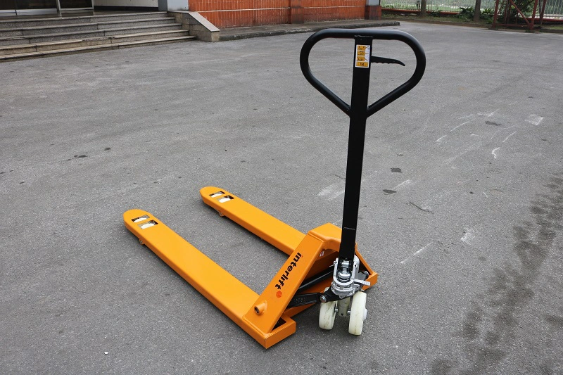 Xe nâng tay Interlift 3 tấn màu cam - ảnh tổng thể