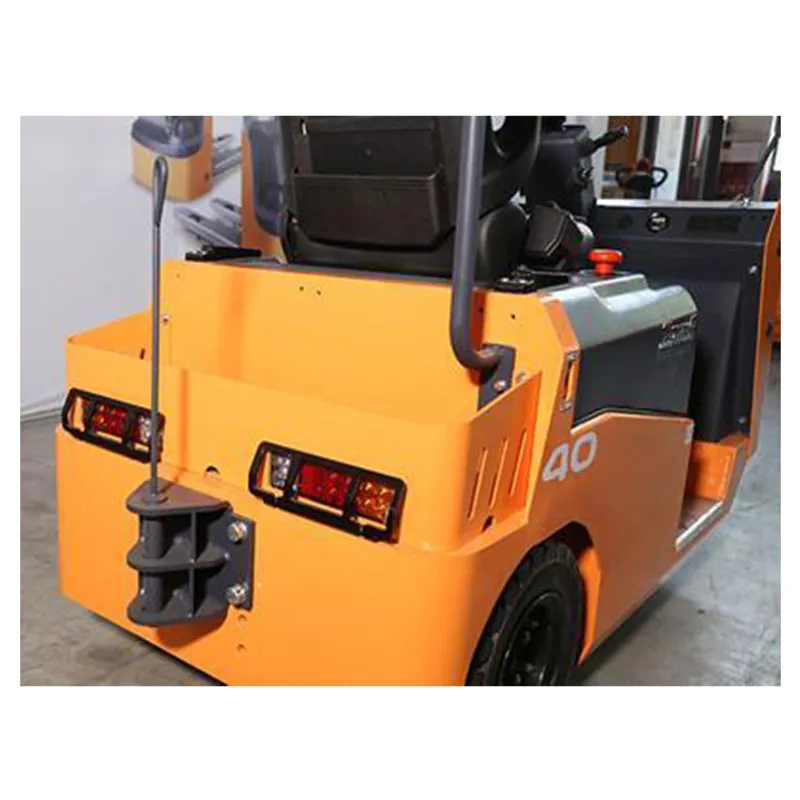 Xe kéo điện Zowell XTA40 — bản cabin nửa kín — phía sau