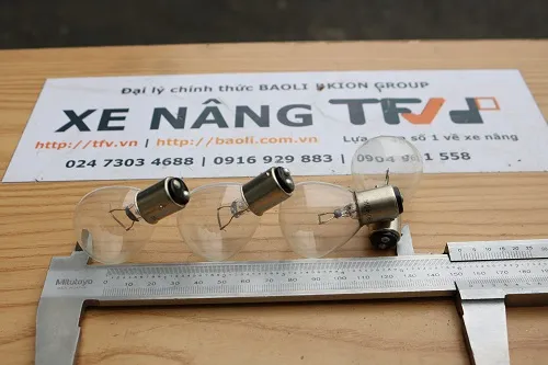 Bóng đèn halogen xe nâng 48V 40W mã 271A2-42421