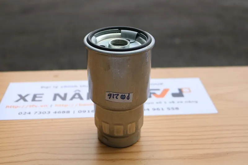Thân lọc nhiên liệu xe nâng 600-311-2110 nhìn từ bên hông