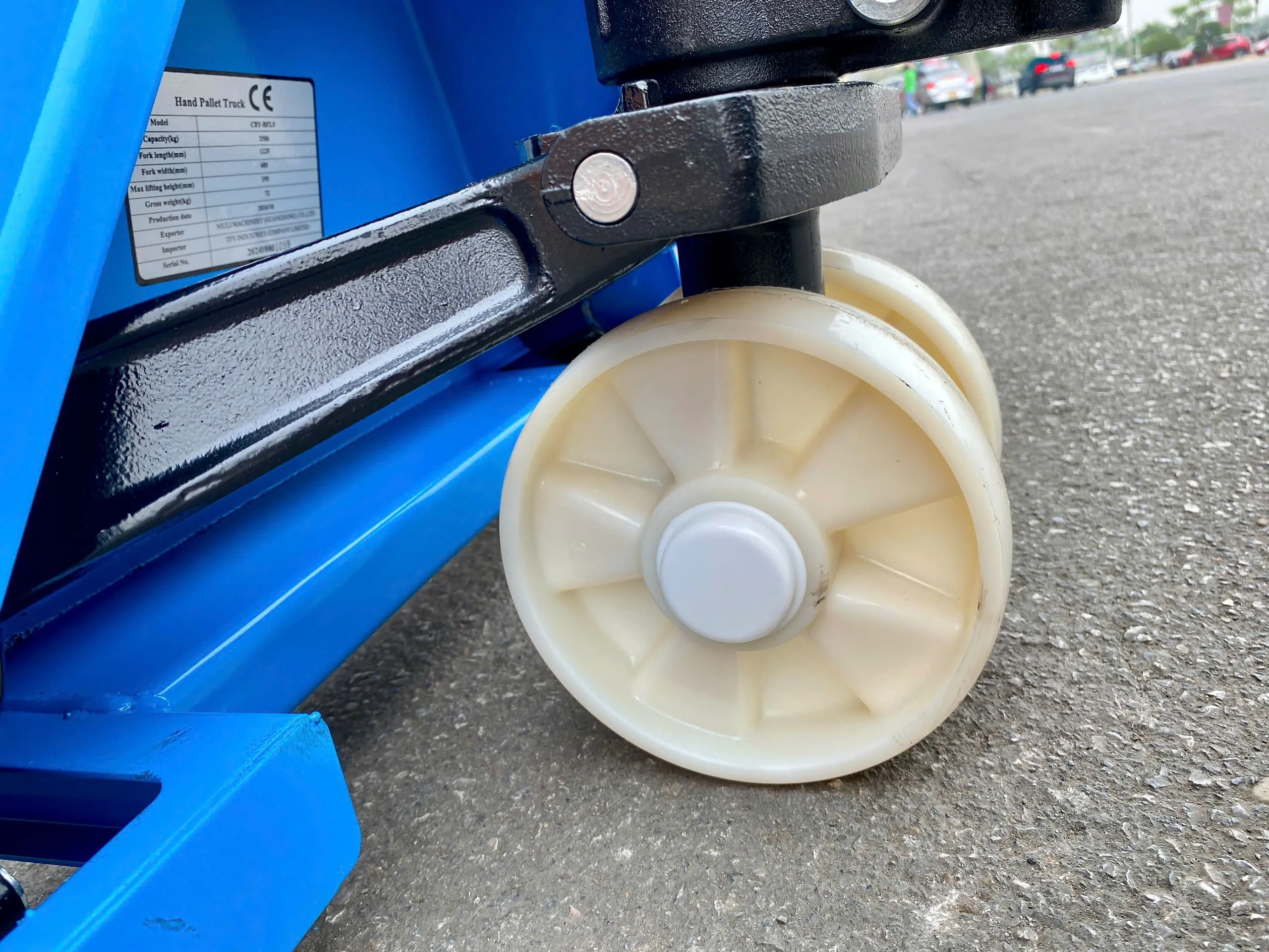 Xe nâng tay Interlift Pro 3 tấn, càng 550/685 mm