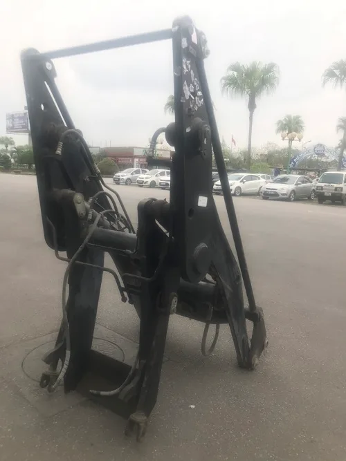 Bộ càng gật gù xe nâng hinged fork ảnh thật tại TFV