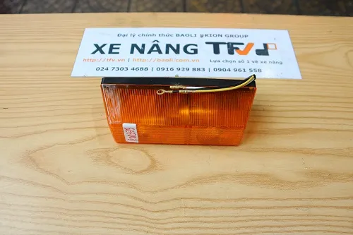 Cụm đèn xi nhan xe nâng Toyota 5F 6F HS-LL012