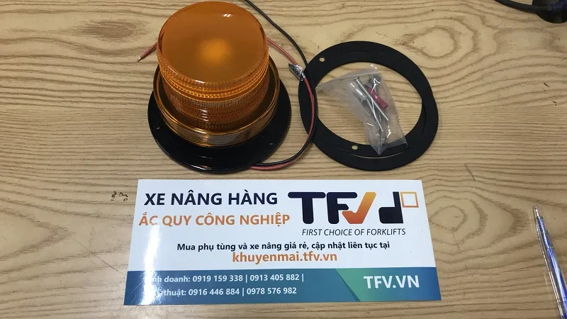 Đèn cảnh báo LED xe nâng Folangsi mã DC10V-110V hàng thật tại TFV