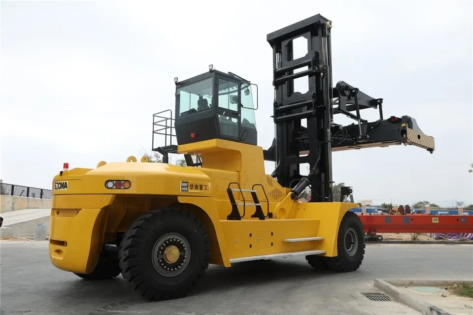 Xe nâng dầu SOCMA HNF450 45 tấn