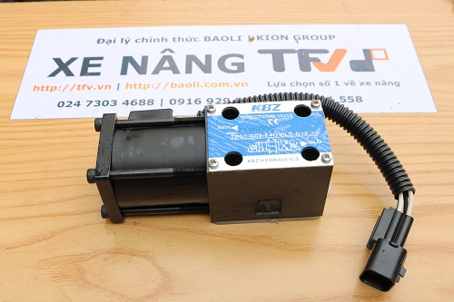 Van điện từ hộp số xe nâng, mã 12N53-82551 hiệu Folangsi. Mã P.00860