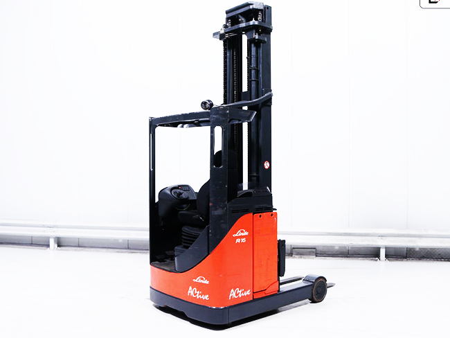 Xe nâng Reach Truck