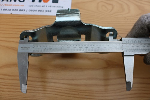 Cao su chân hộp số xe nâng 8FD/G10-J35
