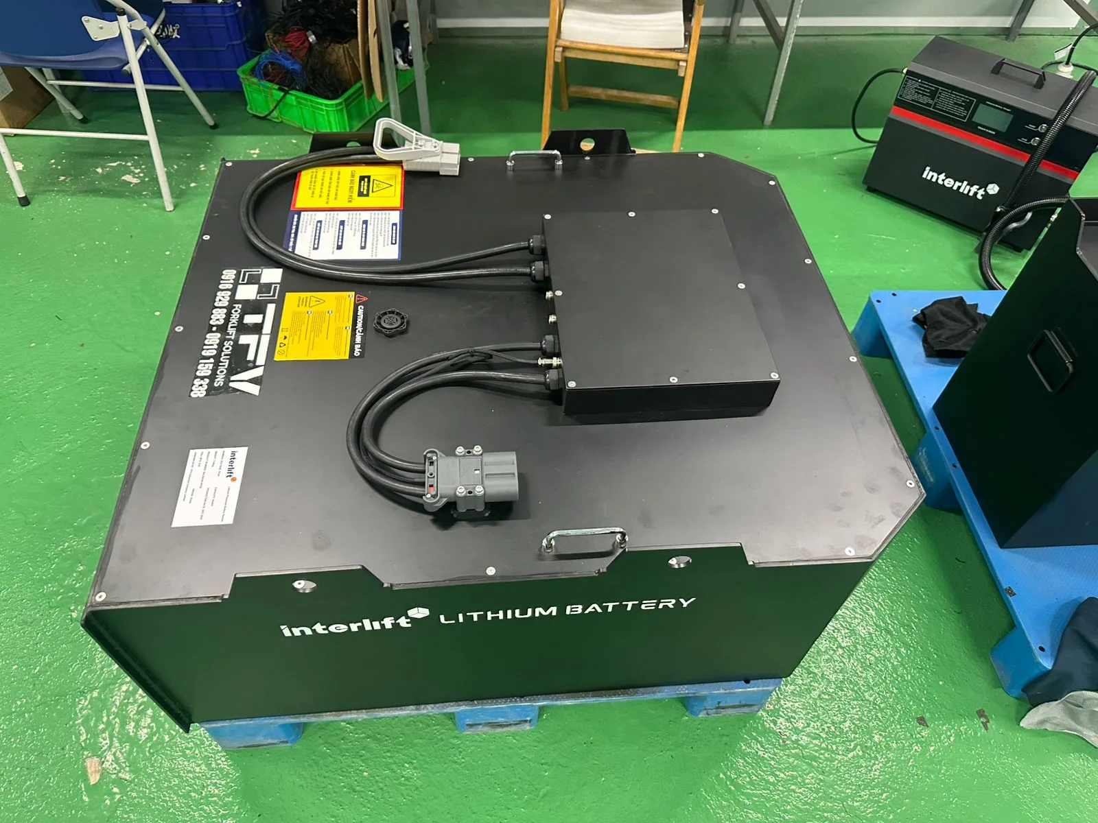 Pin lithium xe nâng 80V Interlift