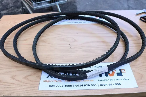 Dây curoa quạt xe nâng Toyota 1DZ 16371-76011-71 chụp tại kho TFV