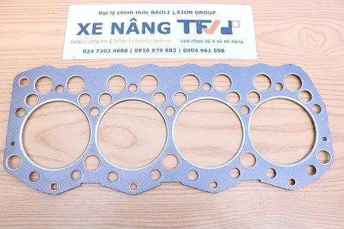 Gioăng mặt máy xe nâng S4S với lỗ nước và lỗ dầu quanh xi lanh
