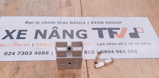 Giắc kết nối ắc quy xe nâng 50A P.00342