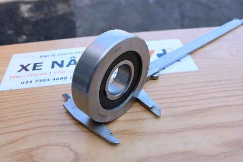 Vòng bi xe nâng kích thước 35*102*28 hiệu NTN, hàng mới 100%. Mã P.00248